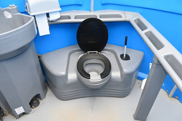 Best Porta potty rental near me  in Alva, FL