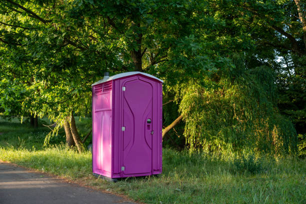 Best Porta potty rental near me  in Alva, FL